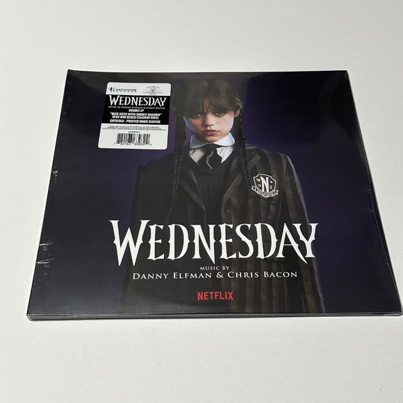 NEW NETFLIX WEDNESDAY ADDAMS VINYL - Picture 2 of 5